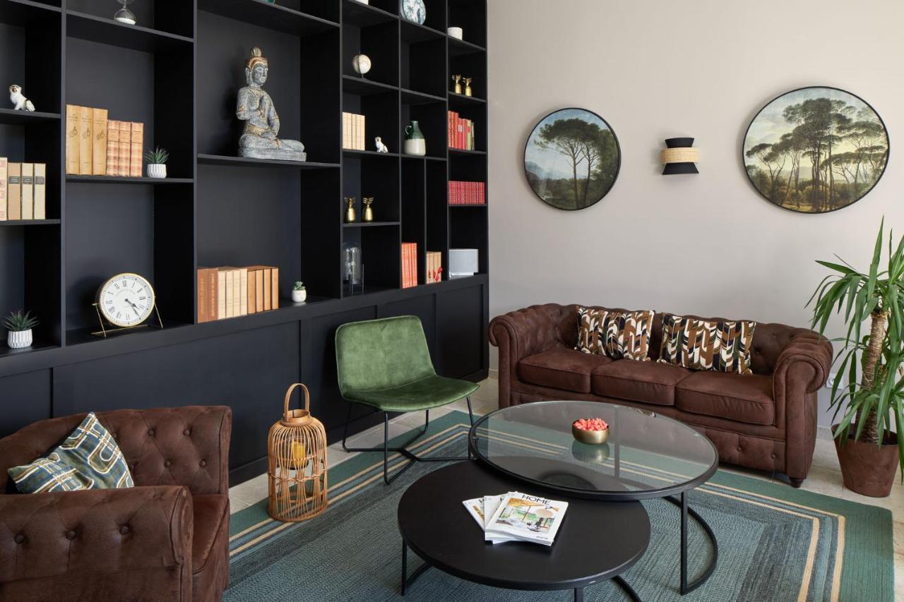 Hotel Saint-Alban Nezignan-l'Eveque Luaran gambar