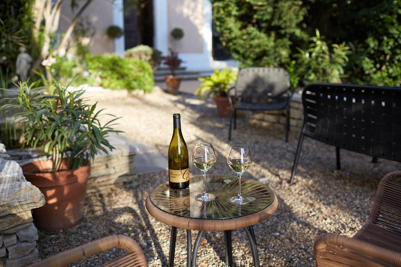 Hotel Saint-Alban Nezignan-l'Eveque Luaran gambar