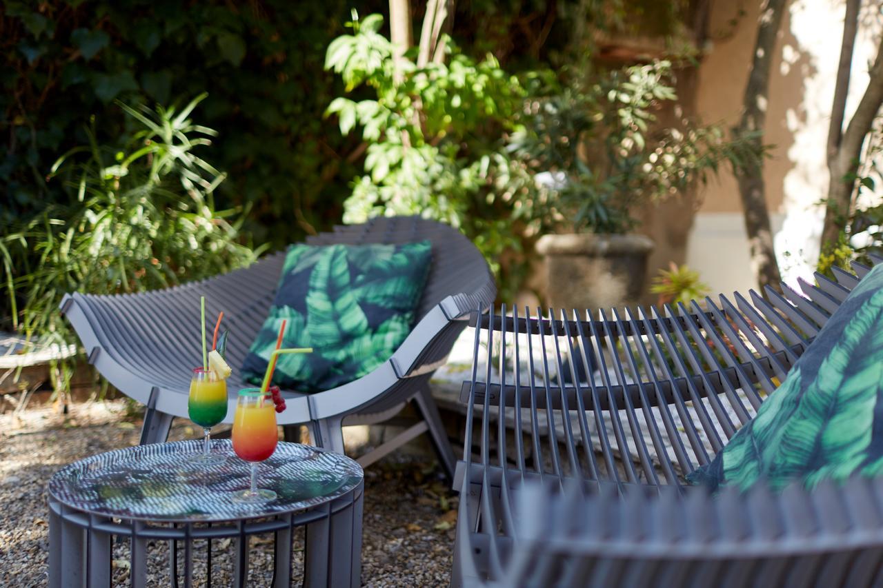 Hotel Saint-Alban Nezignan-l'Eveque Luaran gambar