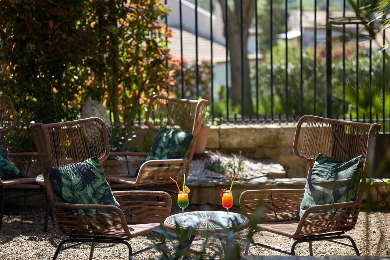 Hotel Saint-Alban Nezignan-l'Eveque Luaran gambar